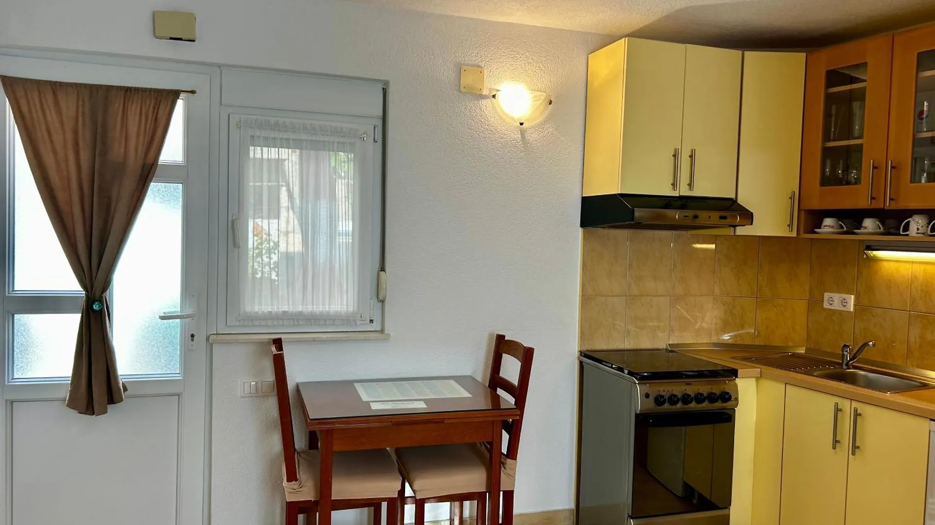 Dinka Apartment location